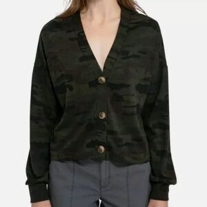 Social Standard by Sanctuary Long Sleeve Button Up Daytripper Cardigan, Camo, XL